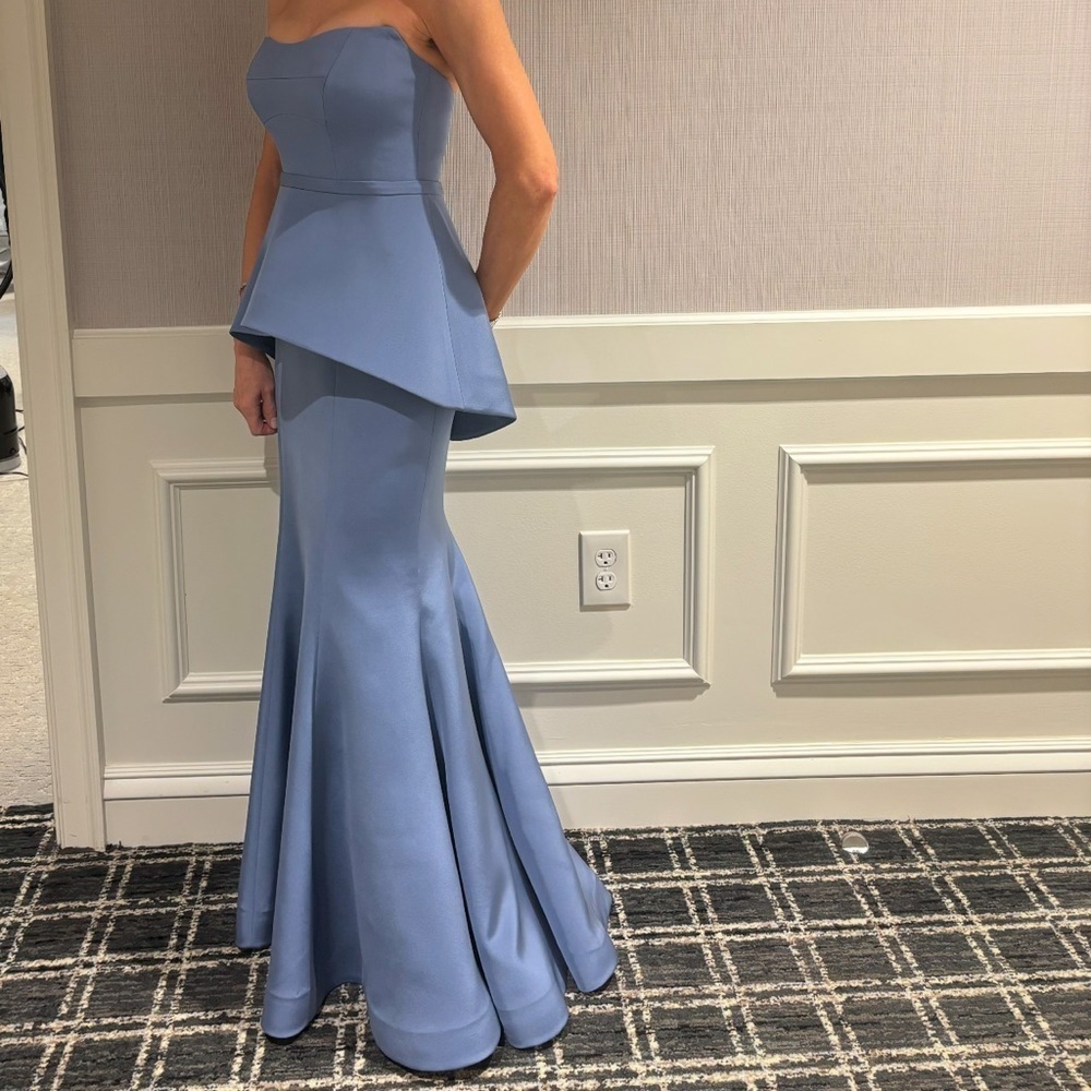 Romona Keveza Light Blue Strapless Mother of the Bride Gown Maxi Dress size 4 - Picture 3 of 9